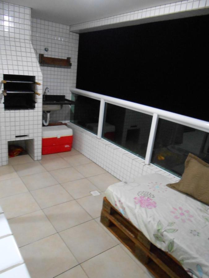 Apto Varanda Gourmet Frente Ao Mar Praia Grande (Santos) Esterno foto