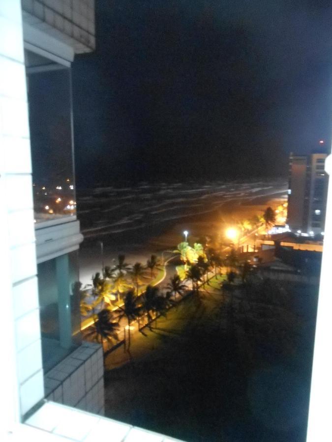 Apto Varanda Gourmet Frente Ao Mar Praia Grande (Santos) Esterno foto